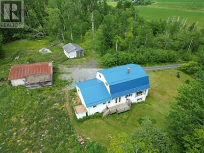 5496 Highway 215, House other with 5 bedrooms, 3 bathrooms and null parking in East Noel NS | Image 1