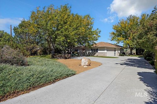 1020 Gridley Dr, Hagerman, ID, 83332-5622 | Card Image