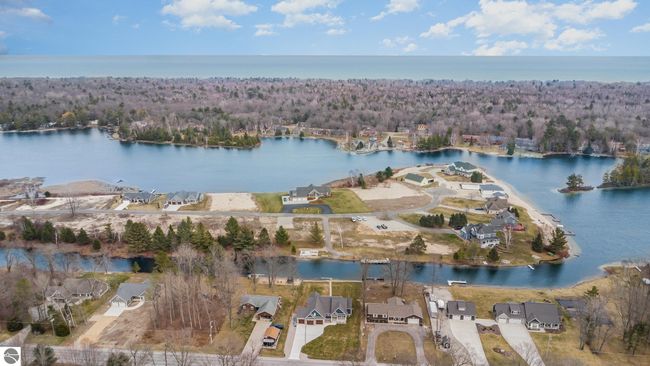 7270 Shoreview Dr, House other with 4 bedrooms, 4 bathrooms and null parking in Oscoda MI | Image 46