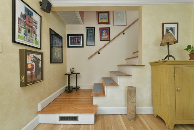 127 Day St, House other with 2 bedrooms, 2 bathrooms and 2 parking in Auburndale MA | Image 12