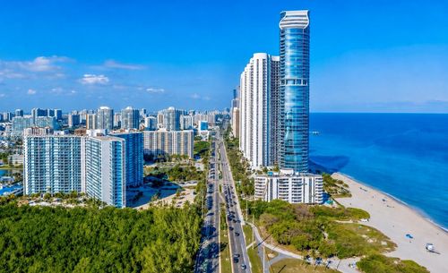 2014-100 Bayview Dr, Sunny Isles Beach, FL, 33160-4781 | Card Image