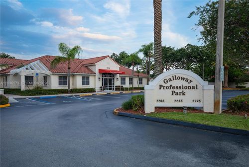 212a-7765 Sw 87th Ave, Miami, FL, 33173 | Card Image