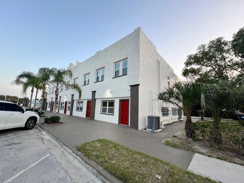 475 Umatilla Blvd, Umatilla, FL, 32784-8915 | Card Image