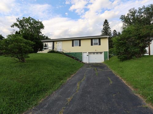 219 Hickok St, Winooski, VT, 05404-1717 | Card Image