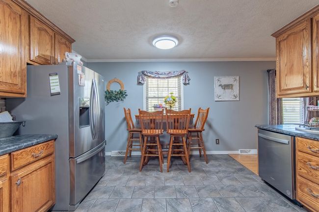 735 Streaming Water Loop, House other with 3 bedrooms, 4 bathrooms and null parking in Clifton TN | Image 14