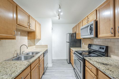 252-200 E Southern Ave, Tempe, AZ, 85282-5139 | Card Image