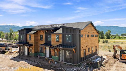 f1-287 S Agate Avenue, Victor, ID, 83455 | Card Image