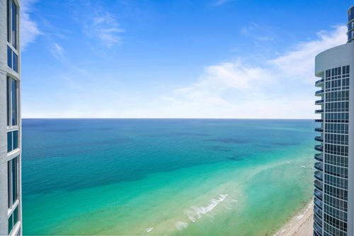 3902-15901 Collins Ave, Sunny Isles Beach, FL, 33160-4719 | Card Image