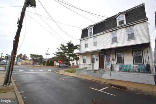 201 York St, BURLINGTON, NJ, 08016-1502 | Card Image