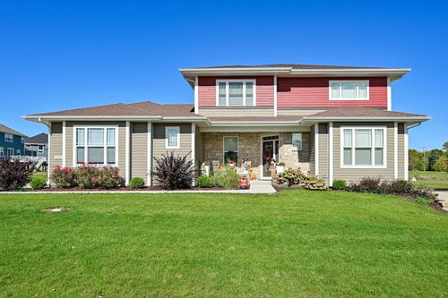 7690 W Preserve Parkway, Mequon, WI, 53097 | Card Image