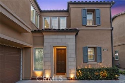 20732 W Beech Cir, Porter Ranch, CA, 91326-4946 | Card Image