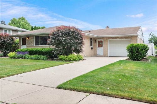 536 Farthing Ln, Des Plaines, IL, 60016-2762 | Card Image