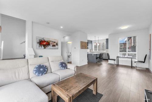 13-18887 72a Ave, Surrey, BC, V4N6W4 | Card Image