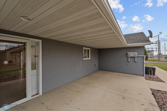 Covered Porch | Image 50