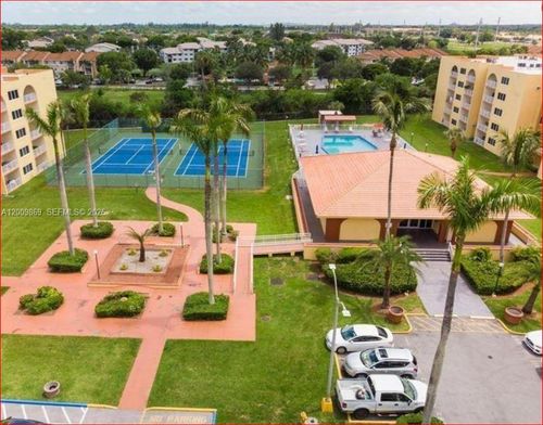 4-126a-7000 Nw 186th St, Hialeah, FL, 33015 | Card Image