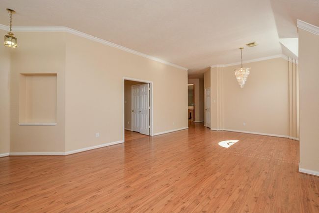 16902 Valley Palms Dr, House other with 4 bedrooms, 2 bathrooms and 2 parking in Spring TX | Image 8