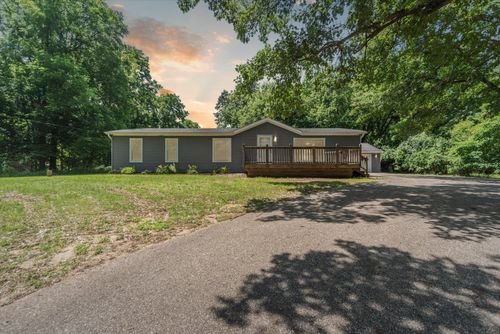 19905 North Ave, Battle Creek, MI, 49017-9450 | Card Image