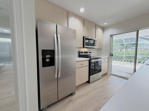 6104 Red Oak Ct, Palm Beach Gardens, FL, 33410-3240 | Card Image