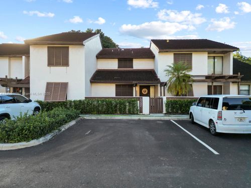 apt-c-13350 Sw 91st Ter, Miami, FL, 33186-1612 | Card Image