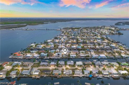 2742 Bruce St, MATLACHA, FL, 33993-9745 | Card Image