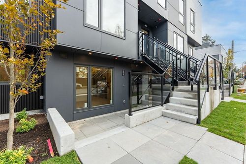 4518 Heather St, Vancouver, BC, V5Z0P1 | Card Image