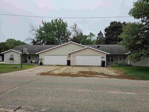105 W Clark Street, PLAINFIELD, WI, 54966 | Card Image