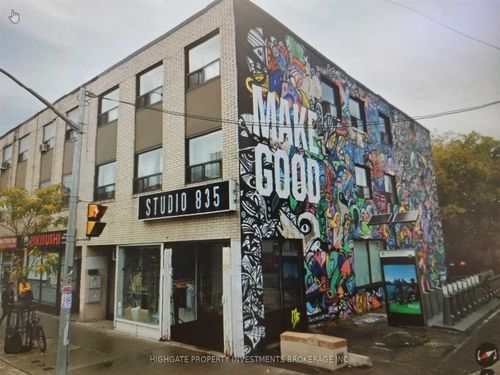 d-835 Bloor St W, Toronto, ON, M6G1M1 | Card Image