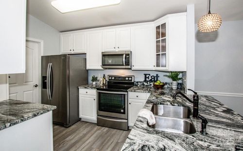 17151 Doe Valley Ct, Cornelius, NC, 28031-5669 | Card Image