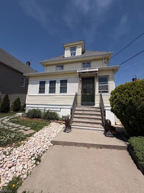 305 Leland Ave, Plainfield, NJ, 07062-1603 | Card Image