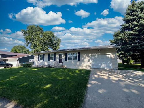 1213 N 31st St, Fort Dodge, IA, 50501-8021 | Card Image