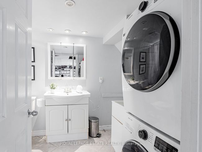 48 Woodington Ave, House attached with 3 bedrooms, 2 bathrooms and 2 parking in Toronto ON | Image 19