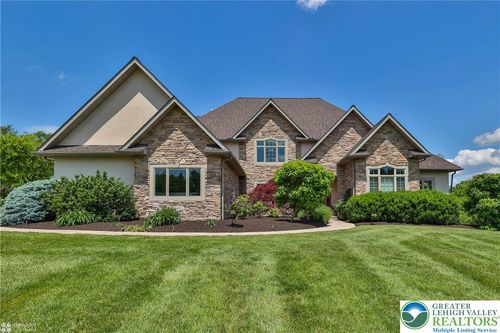 4521 Linda Ln, Emmaus, PA, 18049-5266 | Card Image