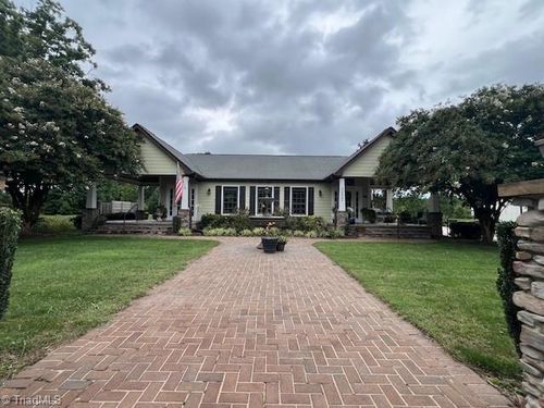 6655 Shallowford Rd, Lewisville, NC, 27023-9504 | Card Image