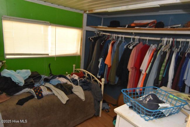 404 Third St N, House other with 2 bedrooms, 1 bathrooms and null parking in Carolina Beach NC | Image 6