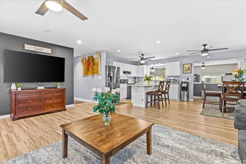 89-1183 Pikaiolena St, Waianae, HI, 96792-4148 | Card Image