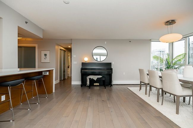 1703 - 289 Drake Street, Condo with 2 bedrooms, 2 bathrooms and 2 parking in Vancouver BC | Image 9