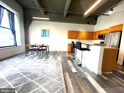 apt-204-511 N Broad St, PHILADELPHIA, PA, 19123-3230 | Card Image