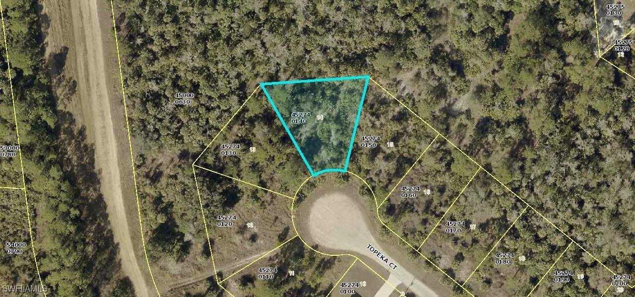 Land in Lehigh Acres 2