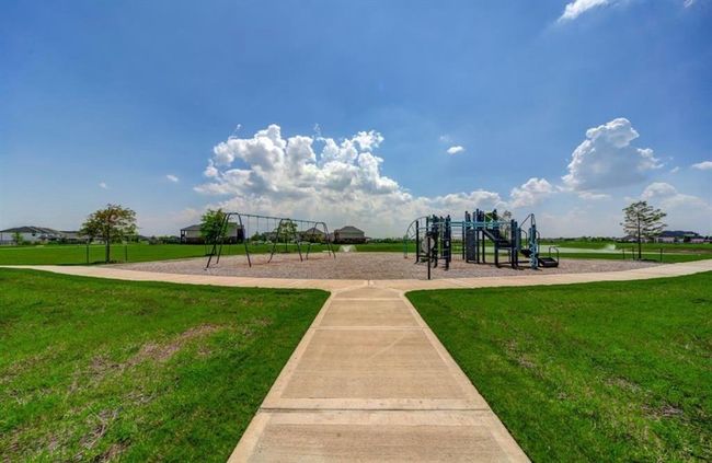 Experience family fun in modern, upscale parks designed for all ages. | Image 26