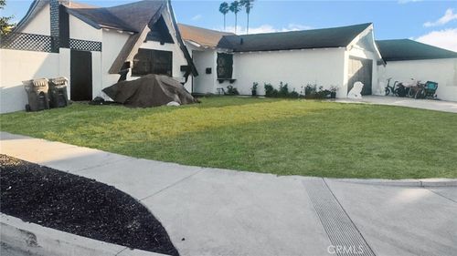 4652 Prelude Dr, Huntington Beach, CA, 92649-2217 | Card Image