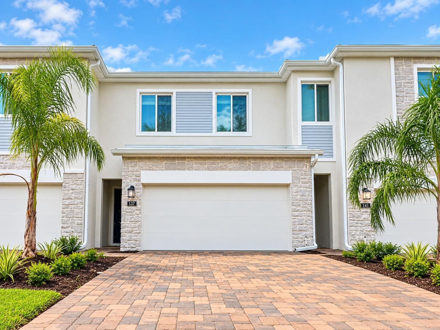 Residential Lease in DAVENPORT
