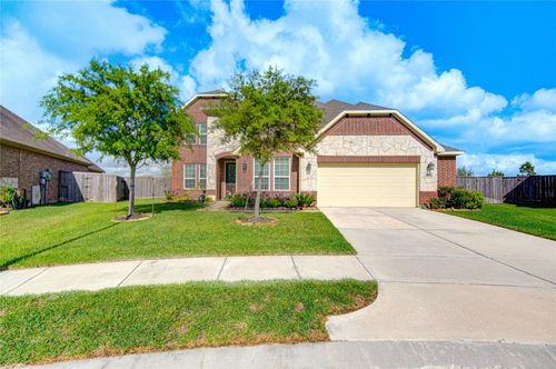 4602 Kingston Shores Ln, Rosharon, TX, 77583-1646 | Card Image