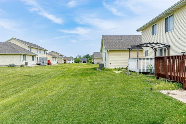 1204 Crescent View Dr Ne, Condo with 4 bedrooms, 3 bathrooms and null parking in Cedar Rapids IA | Image 15