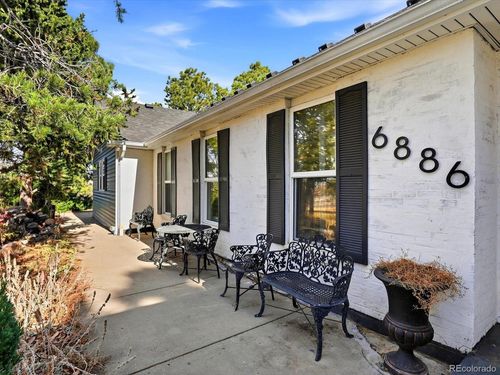 6886 S Pitkin St, Foxfield, CO, 80016-1519 | Card Image