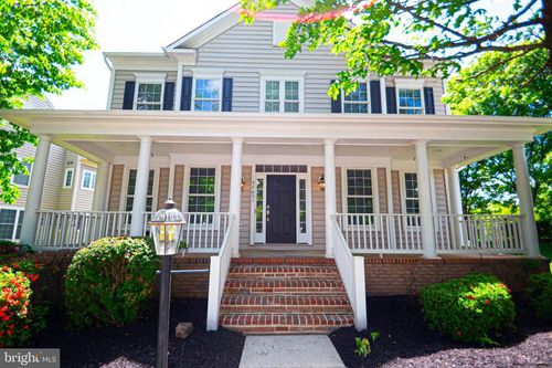 42631 Explorer Dr, BRAMBLETON, VA, 20148-7252 | Card Image