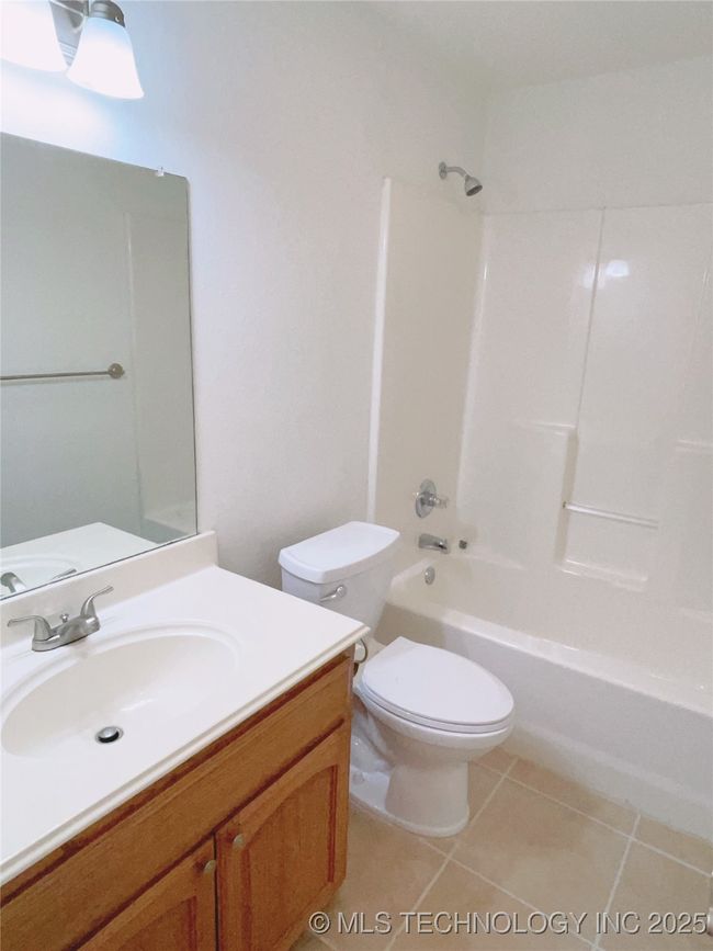 102 Northridge Dr, House other with 3 bedrooms, 2 bathrooms and null parking in Durant OK | Image 15