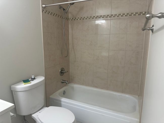 547 Vail Ct, Townhouse with 3 bedrooms, 1 bathrooms and 1 parking in Wheeling IL | Image 24