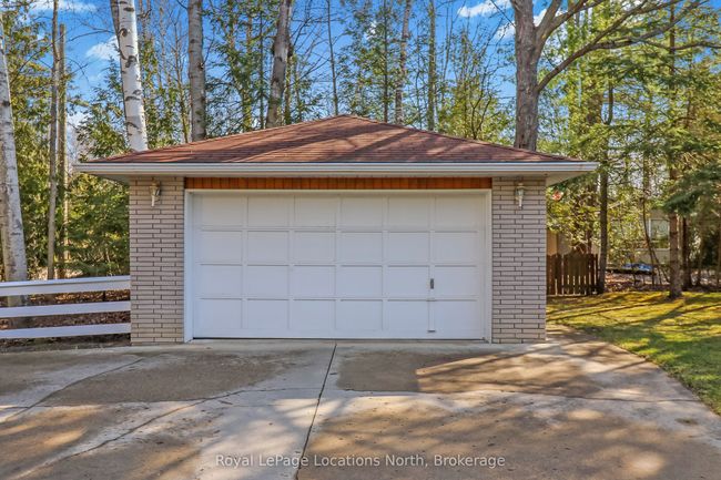 3 48 Th St N, House other with 2 bedrooms, 2 bathrooms and 4 parking in Wasaga Beach ON | Image 6