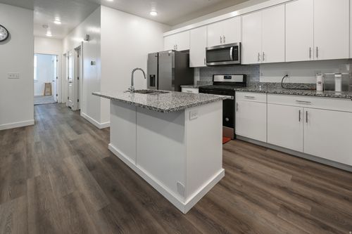 k202-40 S 462 W, Providence, UT, 84332 | Card Image