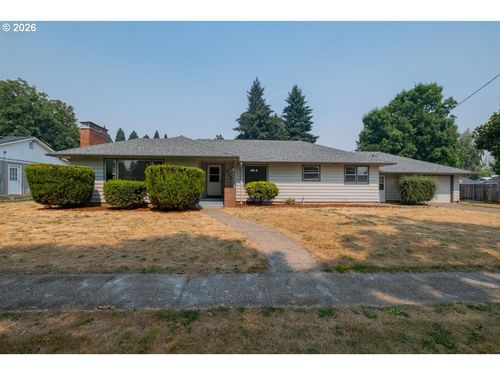 815 Church St, Woodburn, OR, 97071-4121 | Card Image